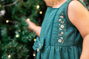 Vestido Jacquard Bordado com Renda, Laço Decorativo e Calcinha com Cós Elástico Infantil Paraiso 18686