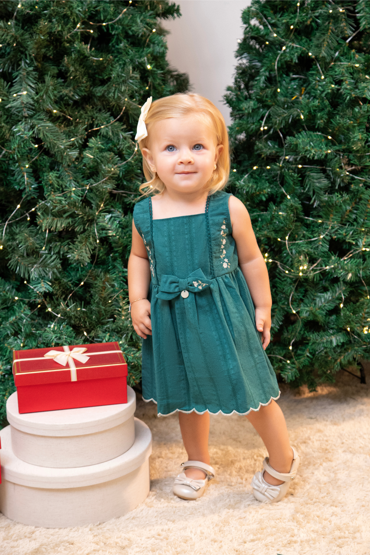 Vestido Jacquard Bordado com Renda, Laço Decorativo e Calcinha com Cós Elástico Infantil Paraiso 18686