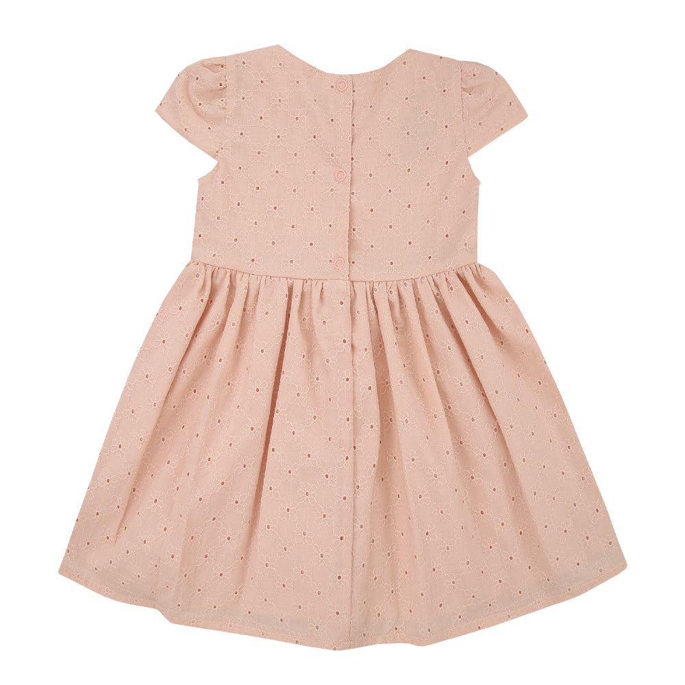 Vestido Broderie com Bordados Delicados, Renda na Saia e Plaquinha Personalizada Infantil Paraiso